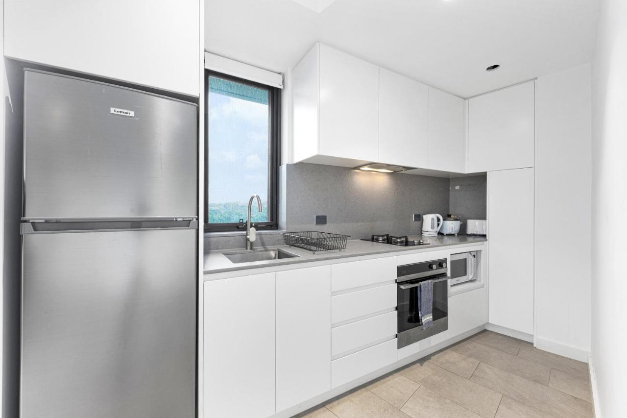 Studio For Long Term Tenants In Strathfield Cbd Sydney Eksteriør billede