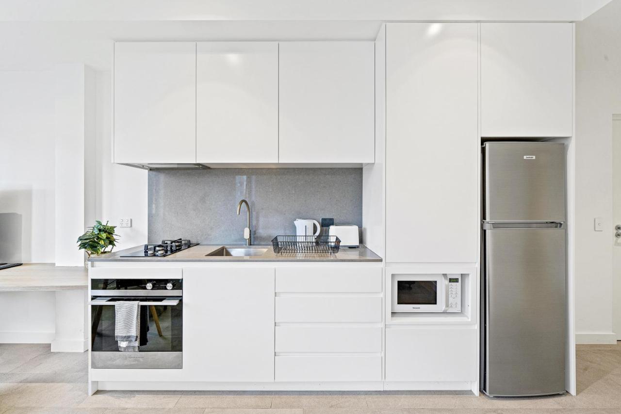 Studio For Long Term Tenants In Strathfield Cbd Sydney Eksteriør billede