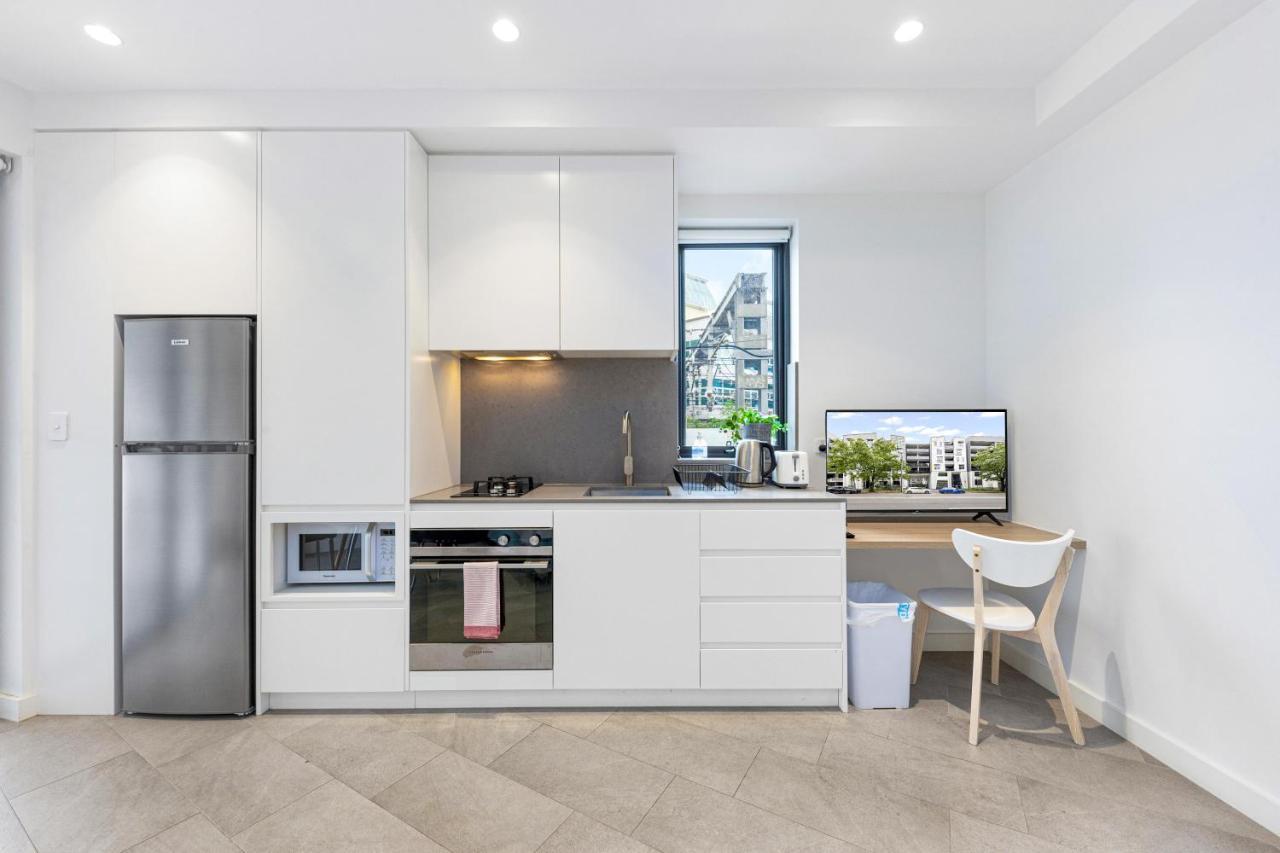 Studio For Long Term Tenants In Strathfield Cbd Sydney Eksteriør billede