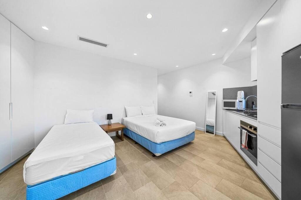 Studio For Long Term Tenants In Strathfield Cbd Sydney Eksteriør billede